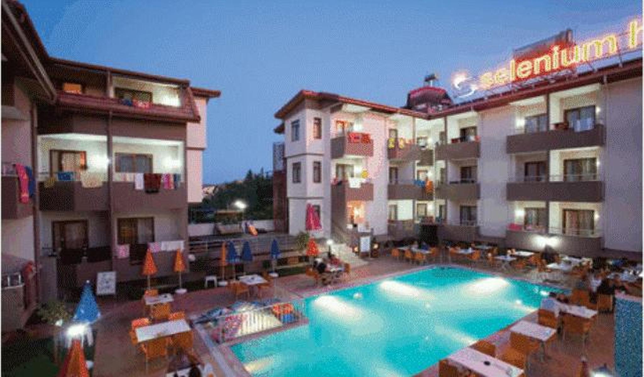 Selenium Hotel Sidé Extérieur photo